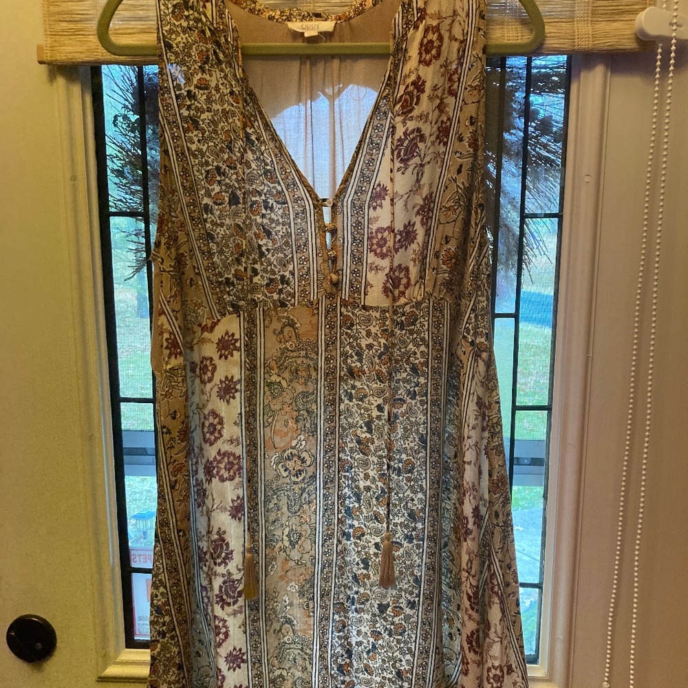 Dress or long shirt with leggins
